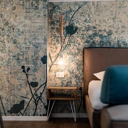 Stay Cooper L Guesthouse Zum Loewen Meran Zewnętrze zdjęcie