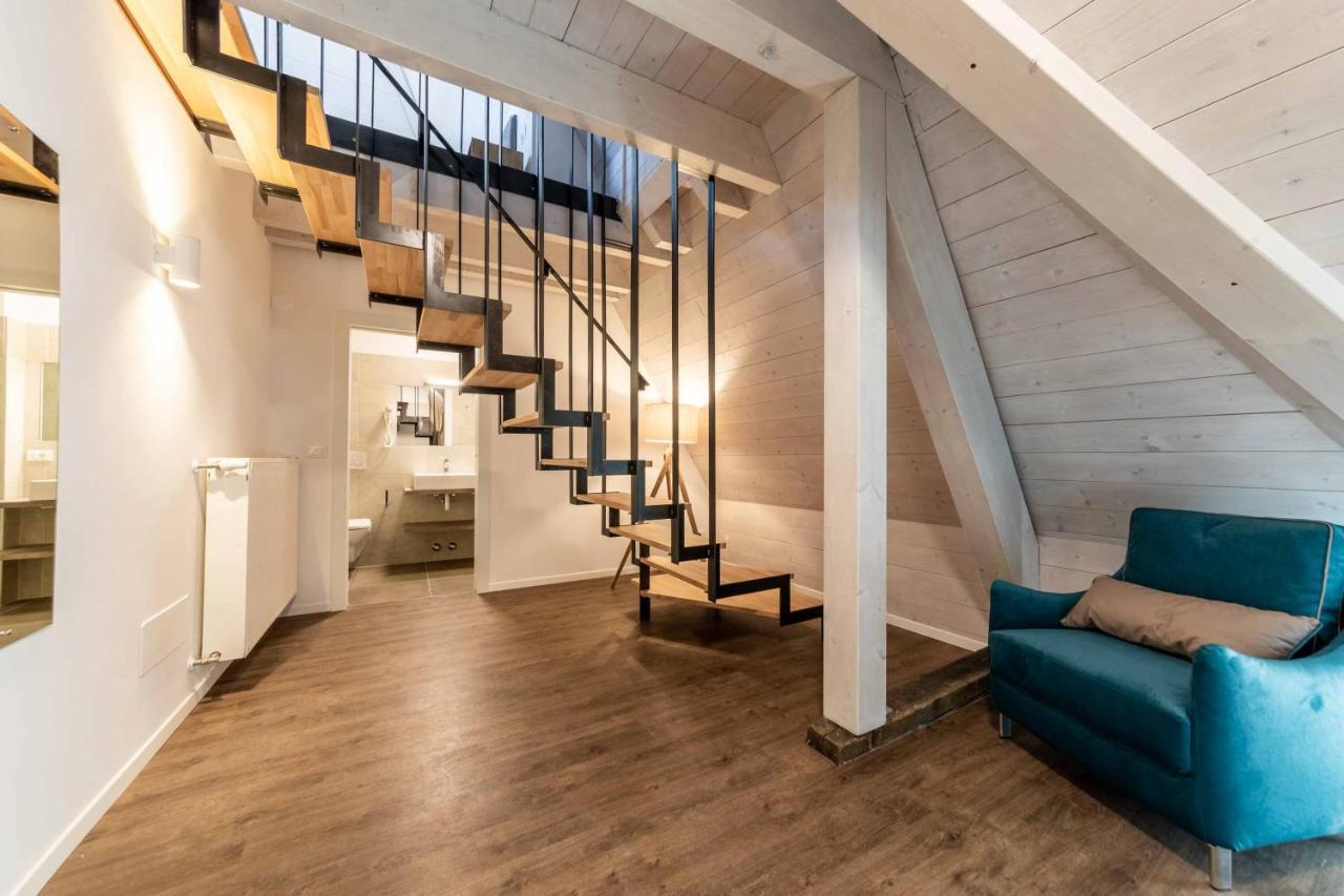 Stay Cooper L Guesthouse Zum Loewen Meran Zewnętrze zdjęcie