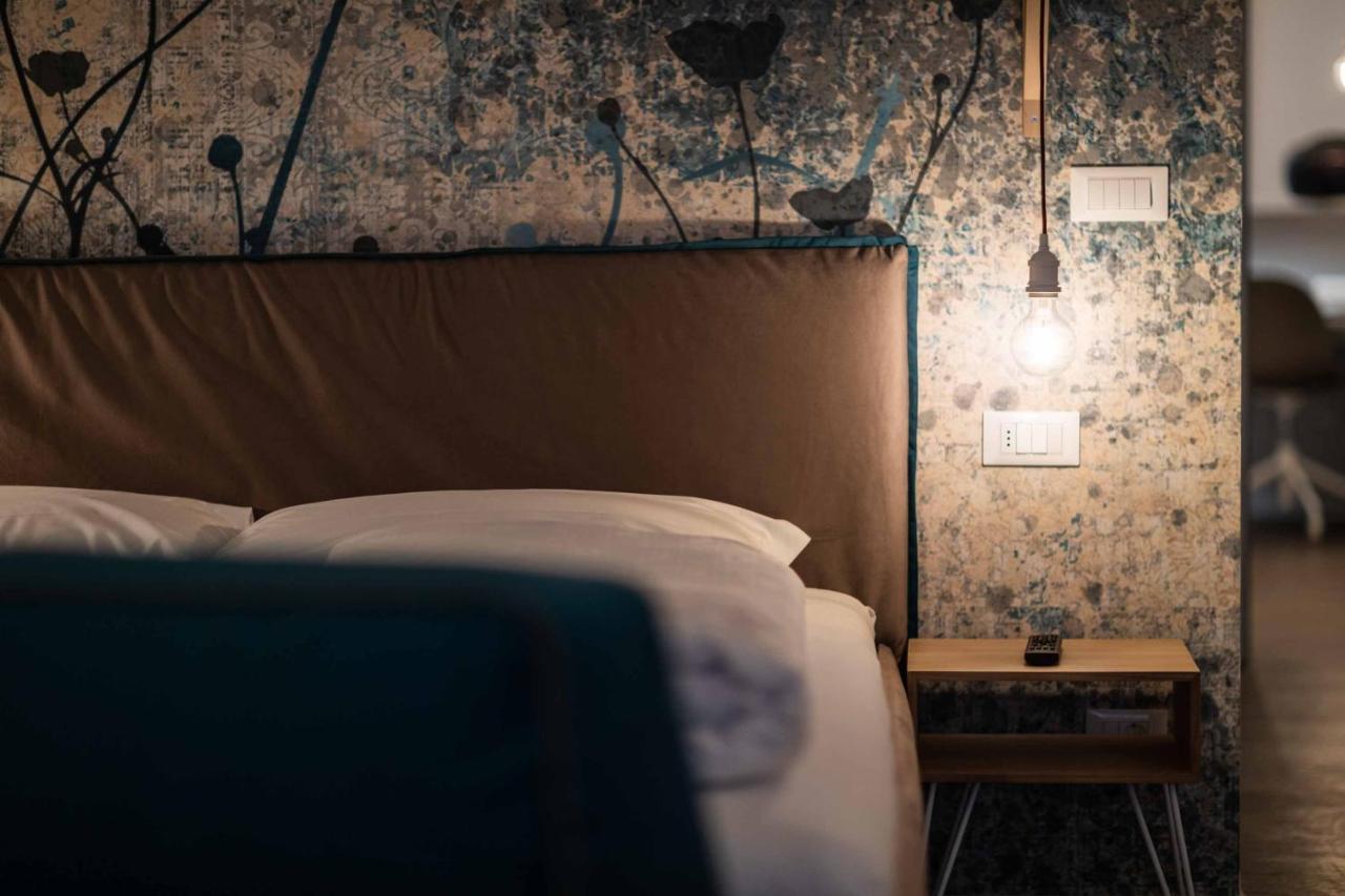 Stay Cooper L Guesthouse Zum Loewen Meran Zewnętrze zdjęcie