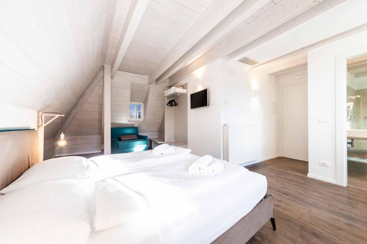 Stay Cooper L Guesthouse Zum Loewen Meran Zewnętrze zdjęcie