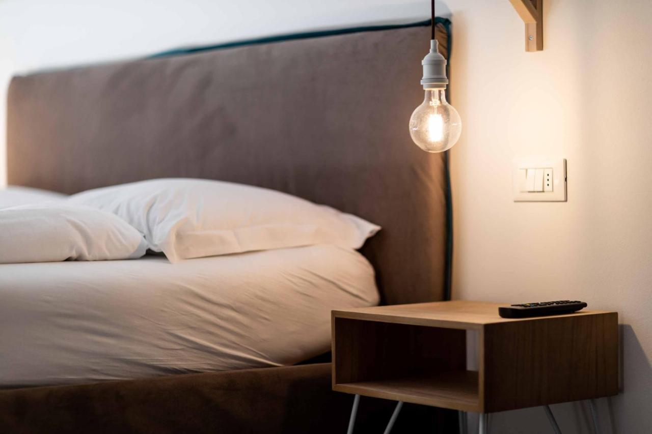Stay Cooper L Guesthouse Zum Loewen Meran Zewnętrze zdjęcie