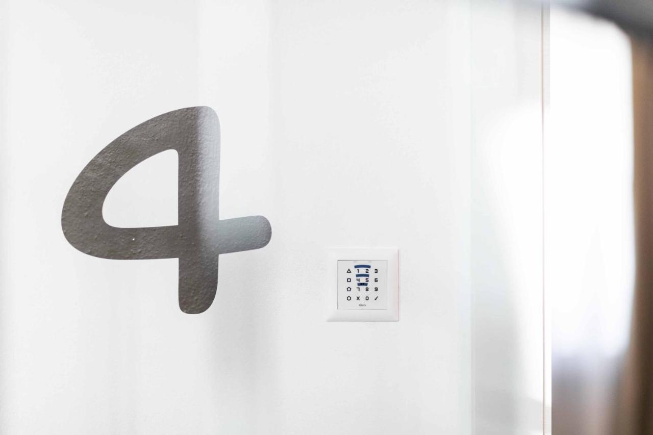Stay Cooper L Guesthouse Zum Loewen Meran Zewnętrze zdjęcie