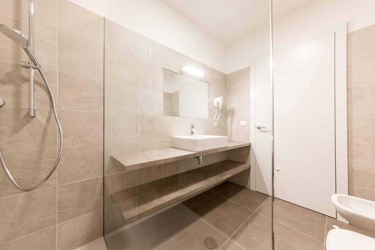 Stay Cooper L Guesthouse Zum Loewen Meran Zewnętrze zdjęcie